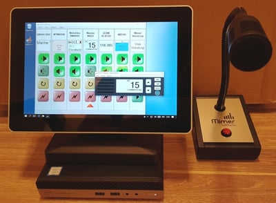 Small-HP-with-screen-Mic
